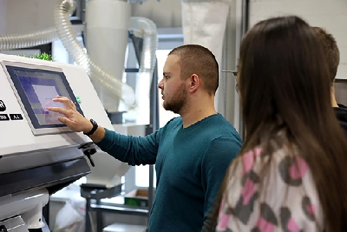 Практика на реальном оборудовании: как в «Руспром Meyer» готовят будущих инженеров