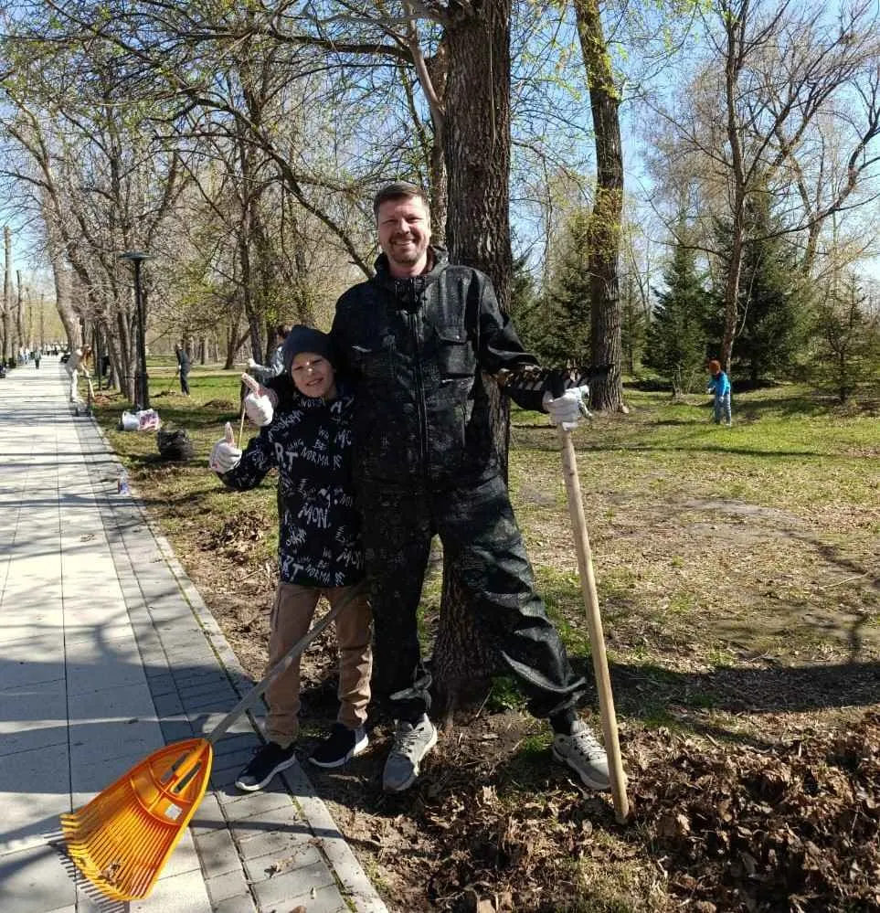 Уборка территории в парке